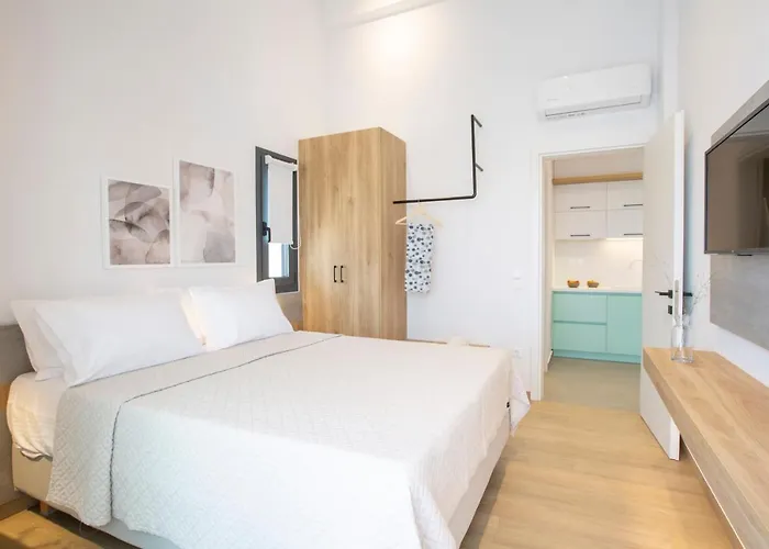 Elianthi Luxury
