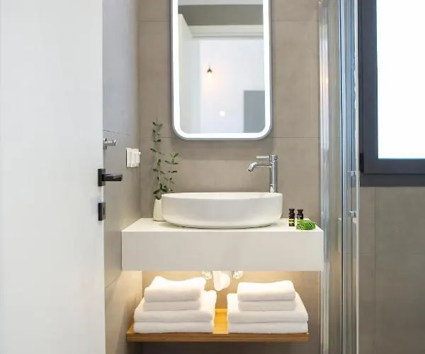Elianthi Luxury *