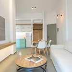 Elianthi Luxury Nikiana