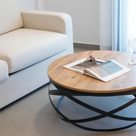 Elianthi Luxury