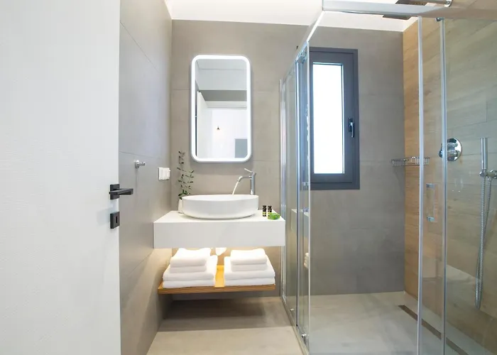 Elianthi Luxury *